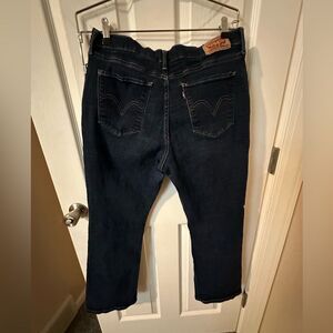 Women’s Levi’s Classic. Bootcut Jeans - Size 31 Short